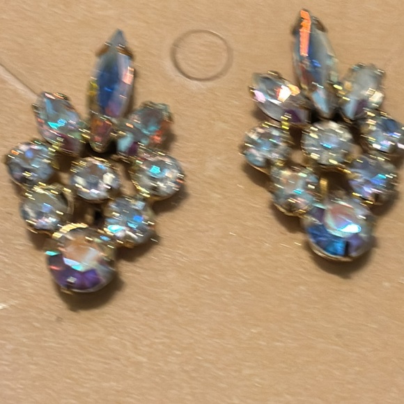 Nwots AB Rhinestone Earrings 1.5” - Picture 7 of 8